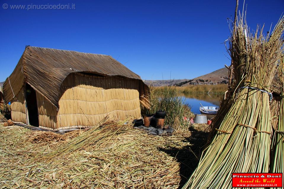 PERU - Lago Titicaca Isole Uros - 11.jpg